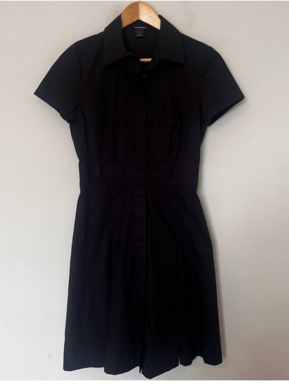 🌼Club Monaco Sz 4 Classic Black Shirt Dress - Picture 2 of 8